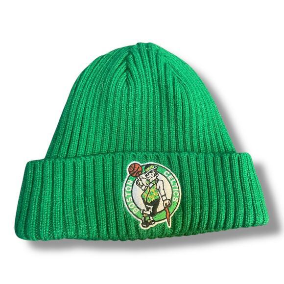 New Era Boston Celtics Knit Beanie Hat Cap Cuff Pom Lined Wool NBA Basketball - Picture 7 of 13